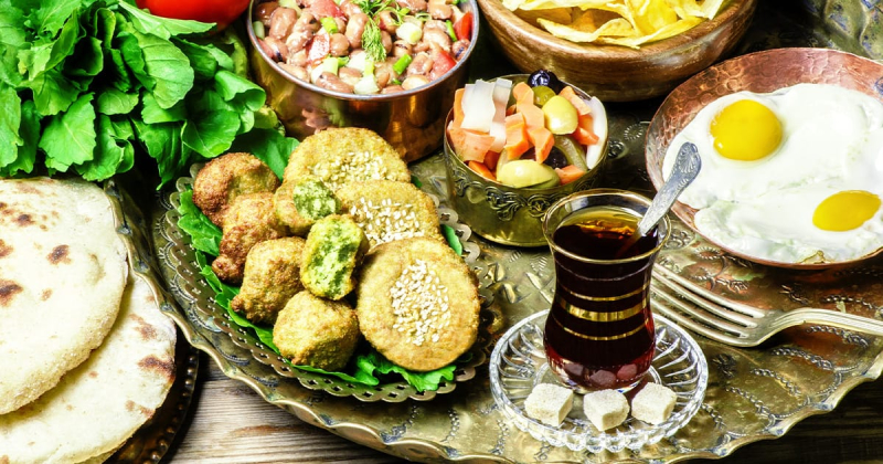 https://www.worldtouradvice.com/files/large/Cibo Tradizionale Egiziano: Top 10 Piatti da Provare Assolutamente https://www.worldtouradvice.com/files/large/Cibo Tradizionale Egiziano: Top 10 Piatti da Provare Assolutamente
