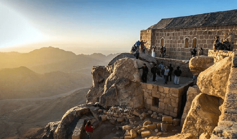 Tour Monte Mosè e Monastero Santa Caterina Da Dahab Tour Monte Mosè e Monastero Santa Caterina Da Dahab