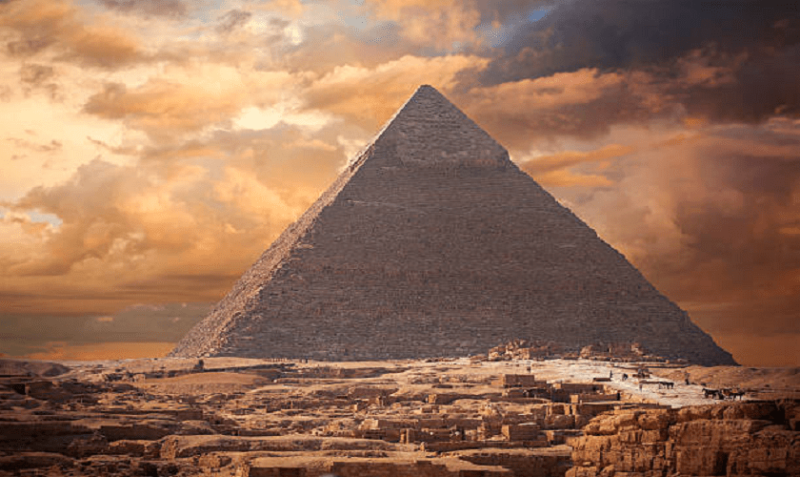 https://www.worldtouradvice.com/files/large/Cairo and Giza pyramids tour from Ain El Sokhna