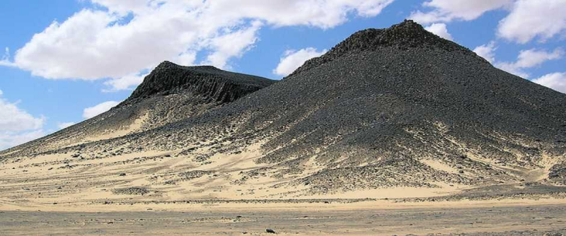 https://www.worldtouradvice.com/files/large/Black Desert https://www.worldtouradvice.com/files/large/black desert