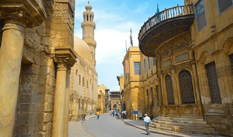 https://www.worldtouradvice.com/files/large/Islamic Cairo Tour