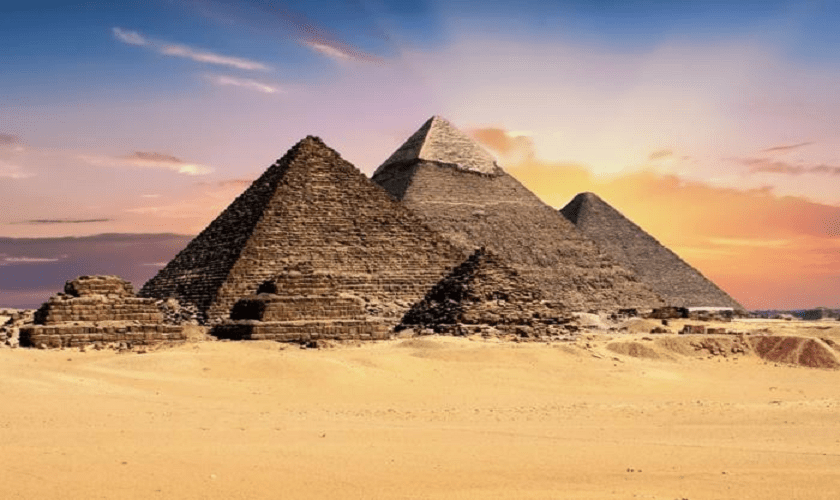 Hilton Pyramids golf and Cairo tours