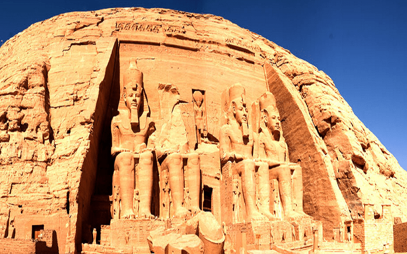 Eugenie crociera tra Abu Simbel &  Assuan Eugenie crociera tra Abu Simbel &  Assuan