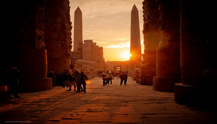 Viaggio di lusso Crociera sul Nilo, il tempio del Karnak Viaggio di lusso Crociera sul Nilo, il tempio del Karnak