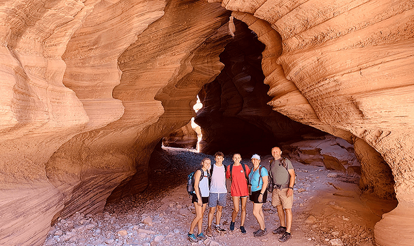 Super Safari Tour De Sharm, Canyon coloridas e Santa Catarina Super Safari Tour De Sharm, Canyon coloridas e Santa Catarina