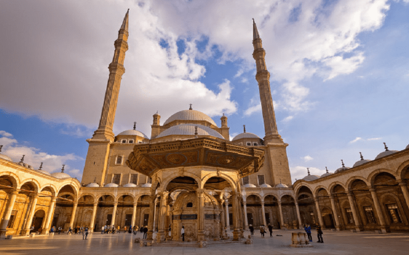 Day Tour To Egyptian Museum & Pyramids From El Sokhna Port