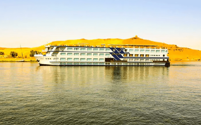 Radamis II Crucero Por Nilo