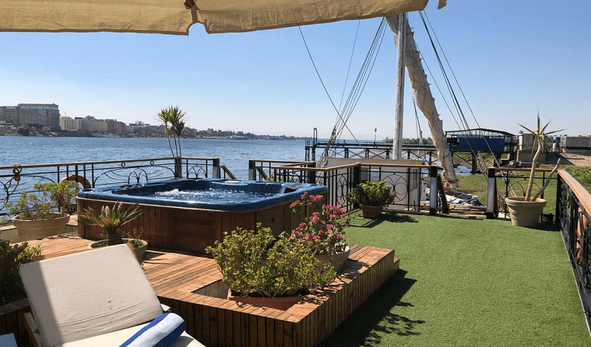 Om Kalthom Dahabyia Crociera