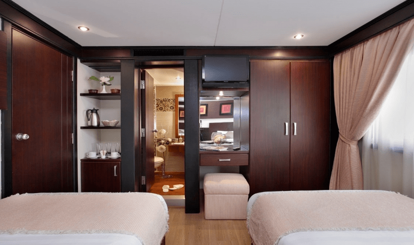 Dahabiya Rihana Crociera sul Nilo