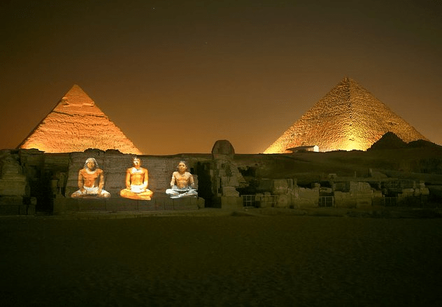 Spettacolo Suni E Luci Alle Piramidi 