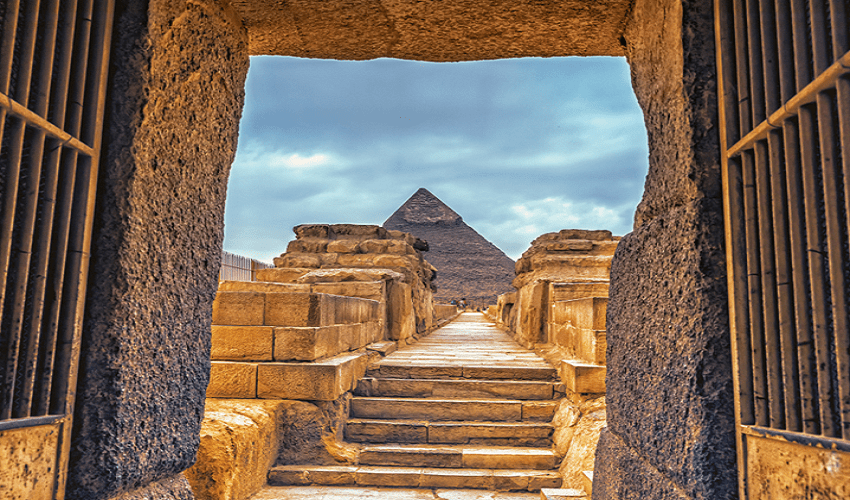 Tour Da Porto El Sokhna alle Piramidi del Giza