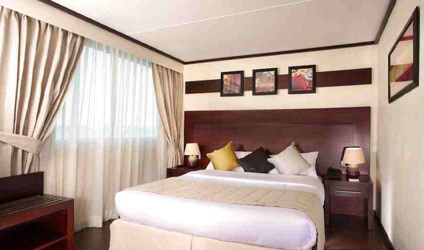 Agatha Christie Dahabiya crucero por Nilo