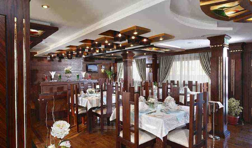 Rihana Dahabiya Crucero Nilo