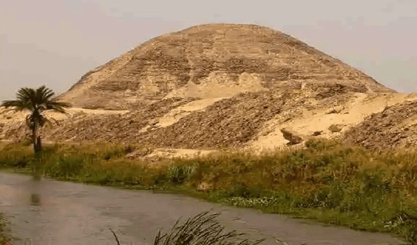 Hawara Pyramid Fayoum Hawara Pyramid Fayoum