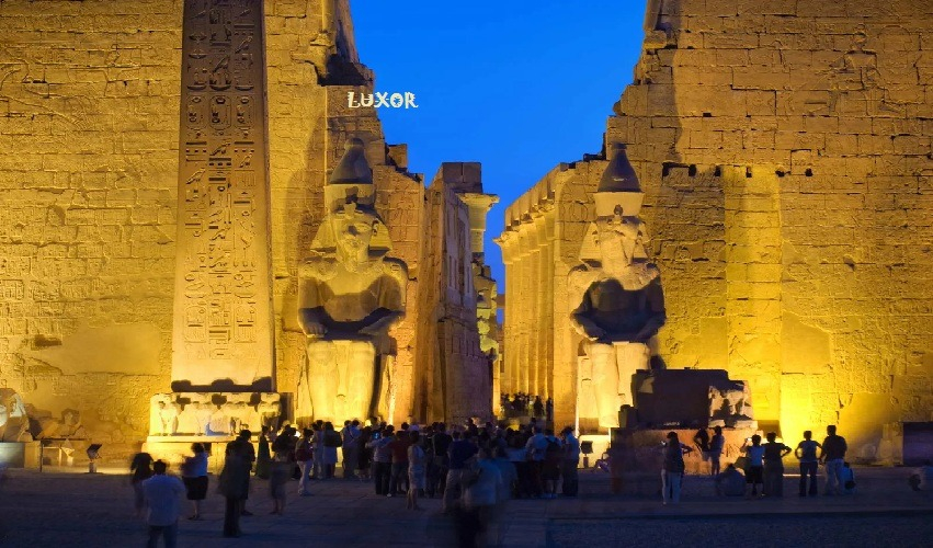 El Templo De Luxor El Templo De Luxor