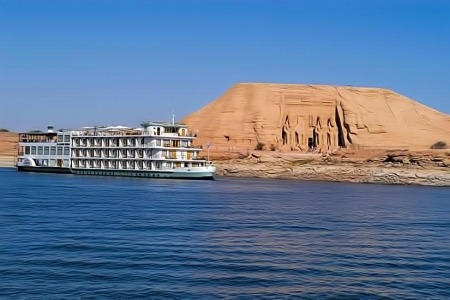 Winter Sun Cruise on Lake Nasser Winter Sun Cruise on Lake Nasser