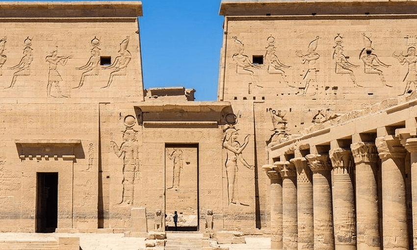 Viaggio Cairo e crociera Luxor Assuan tempio di Philae