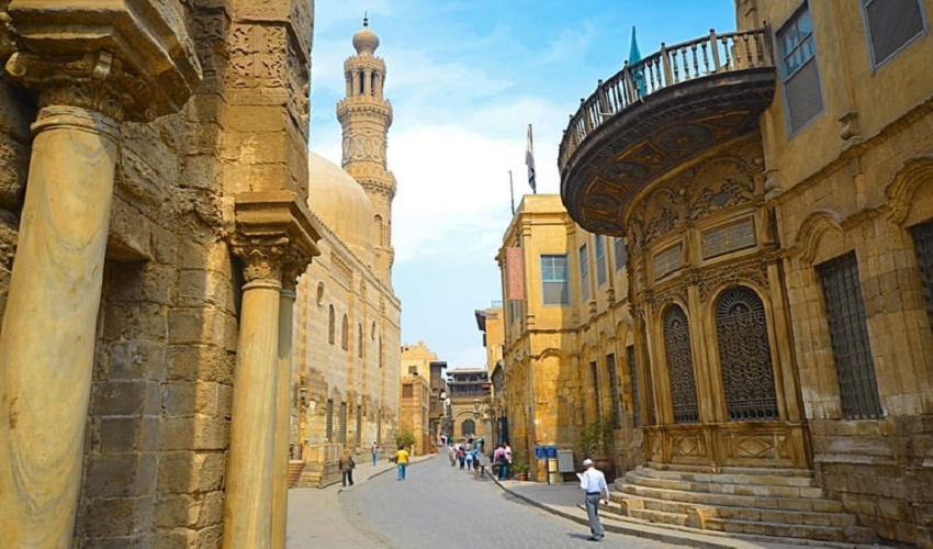 A tour of Muizz Street in Fatimid  Cairo A tour of Muizz Street in Fatimid Cairo