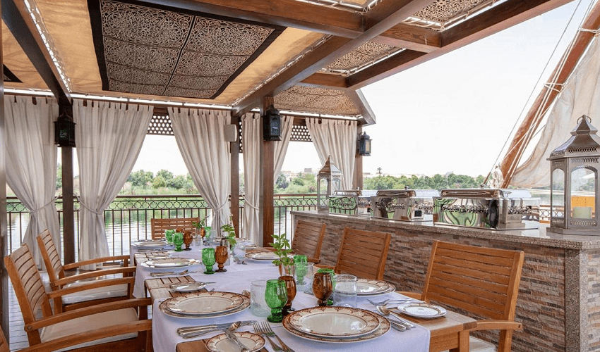 Jaz Yakouta Dahabiya Crociera sul Nilo