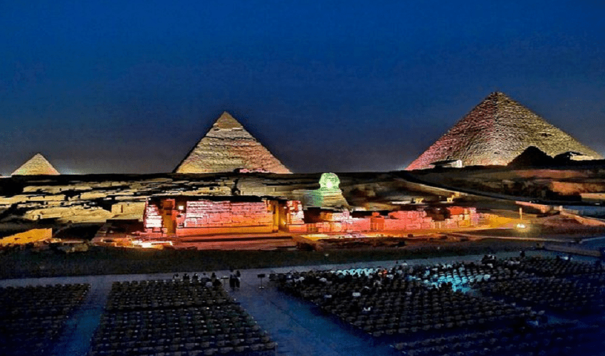 Spettacolo Suni E Luci Alle Piramidi 